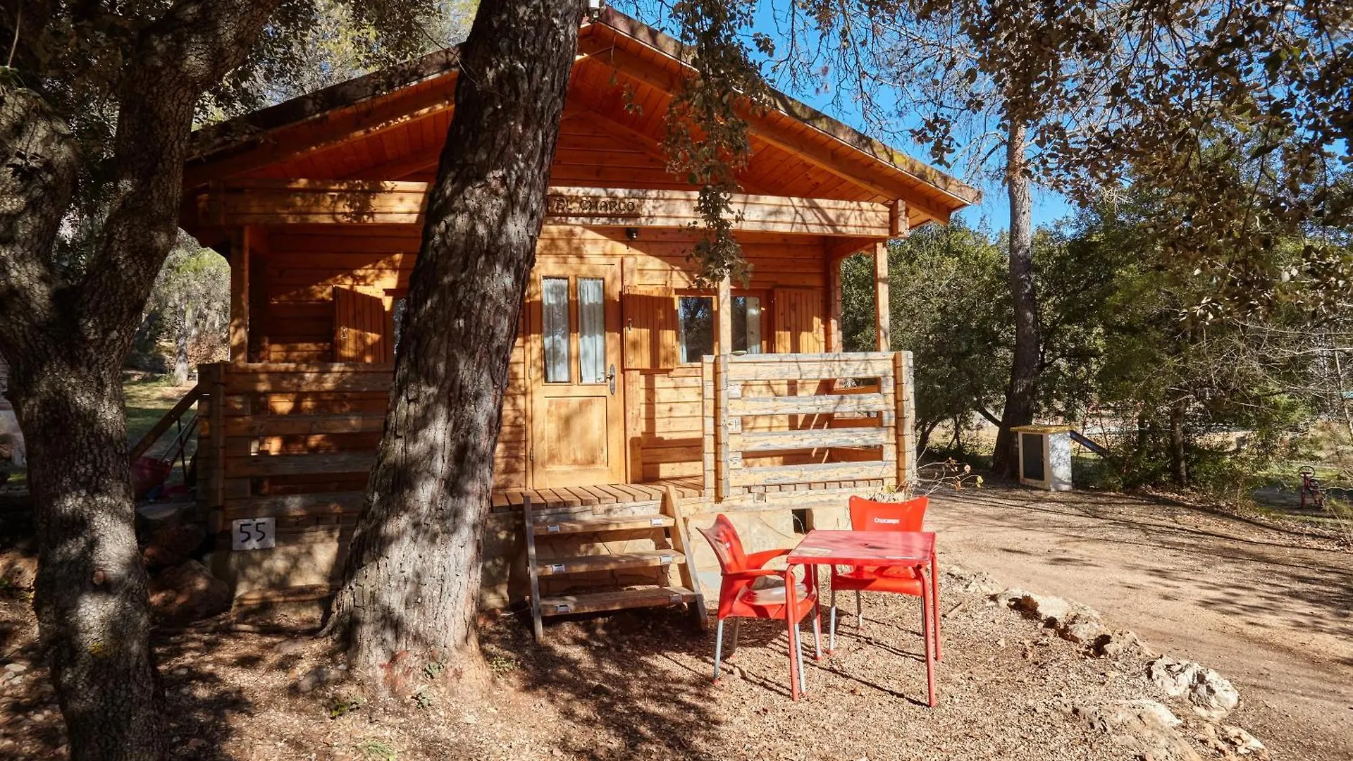 Campsite Camping Montillana Con Bungalows Hornos
