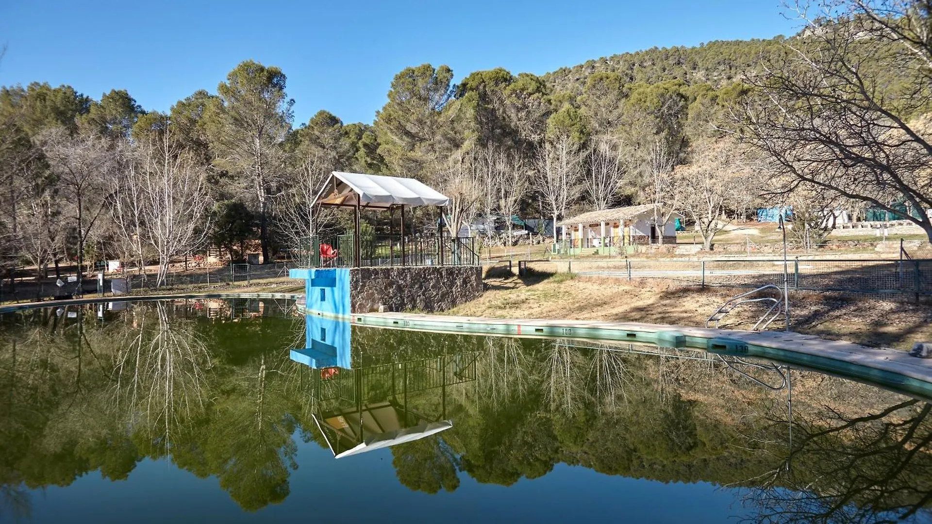 Camping Montillana Con Bungalows Hornos 0*,